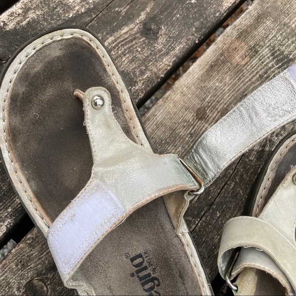 5/$20 Alegria thong cream/metallic platform sandals sz 7 - Picture 13 of 15